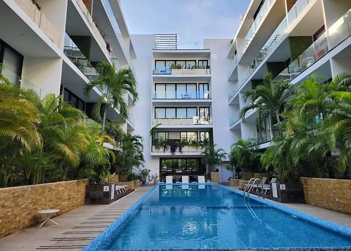 Stunning 1 Bdrm Gym-pool 10 Min To The & Quinta Av